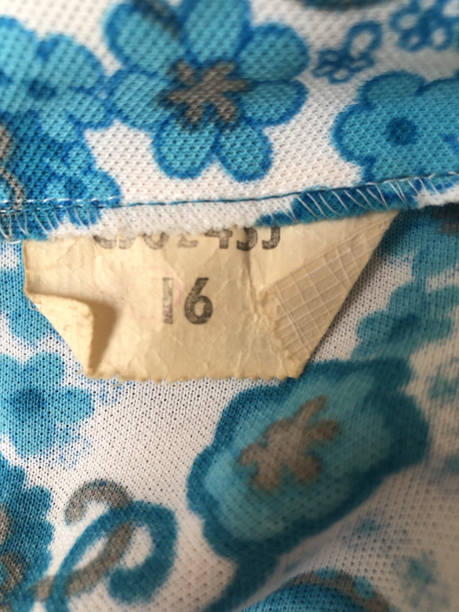 womens  white  vintage  Urban Village Vintage  sleeveless  round neck  MOD  long sleeved  high collar  floral print  dress  blue  60s  1960s