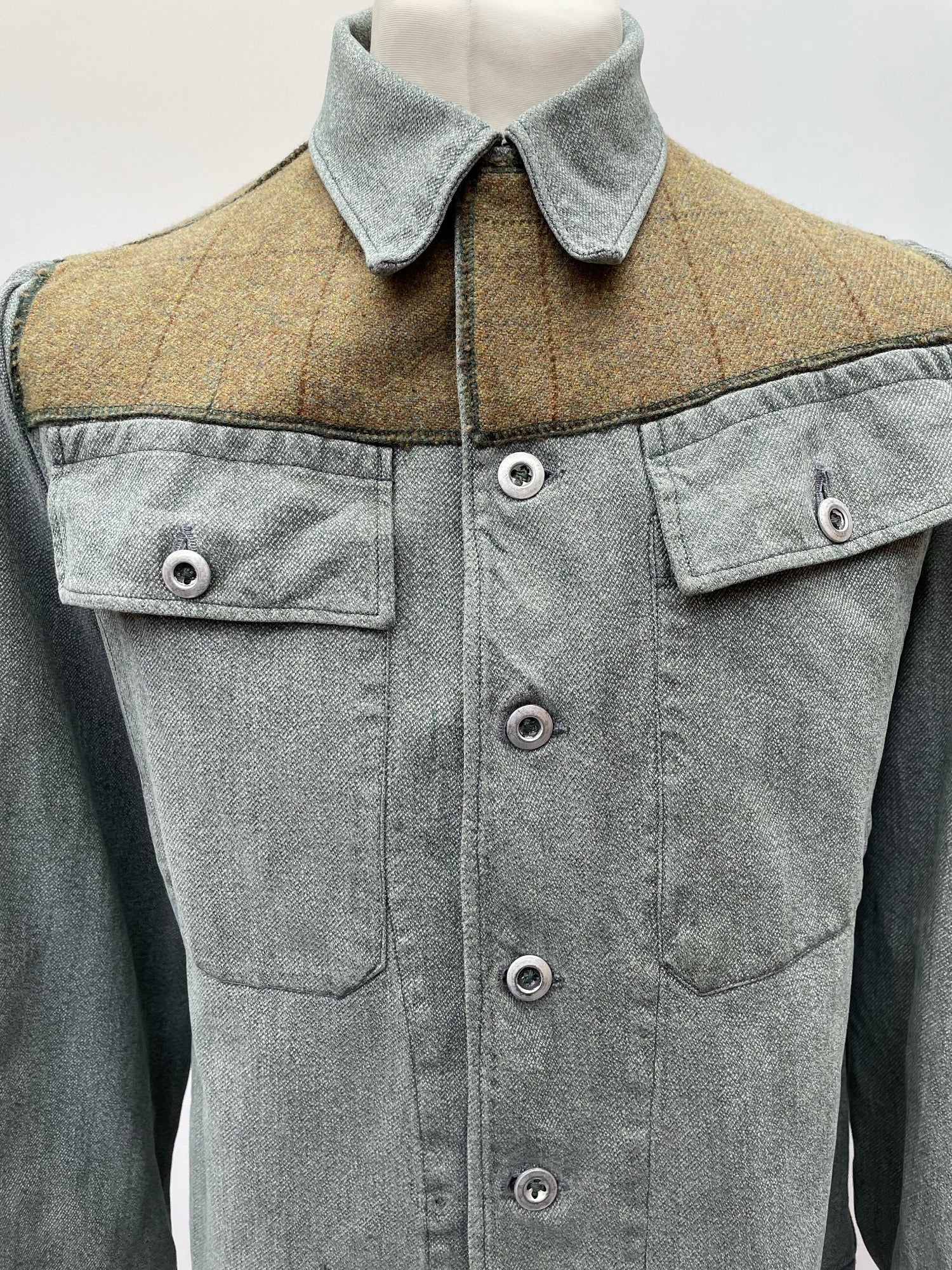 yolks  workwear  vintage  Urban Village Vintage  urban village  Tweed  retro  mens  M  long sleeve  lightweight denim  Jacket  hagg arts  drawstring  denim shirt  Denim jacket  denim  collar  button down  button  blue  big collar