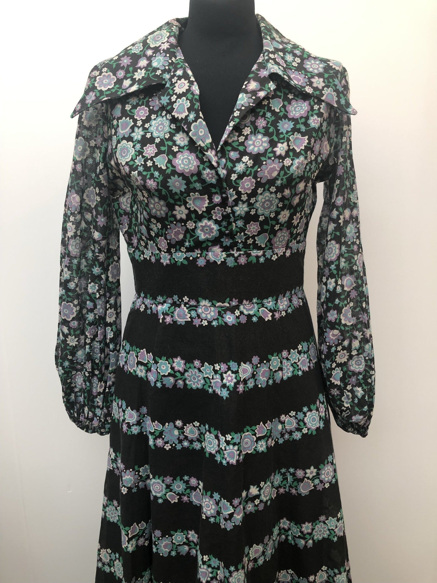 womens  vintage  Urban Village Vintage  patterned dress  patterned  multi  maxi dress  long dress  high neck  green  floral  dress  collar  blue  black  70s  70  1970s  12