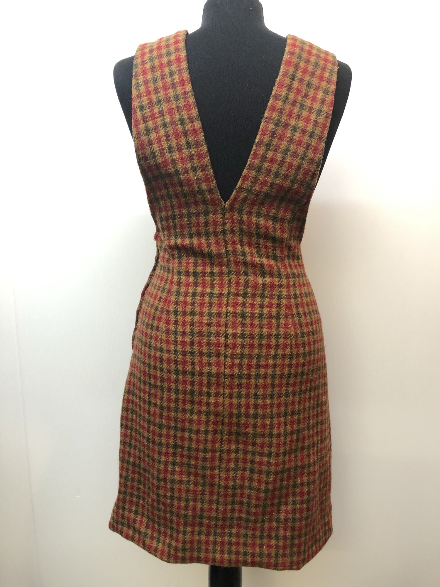 womens  vintage  v-neck dress  Urban Village Vintage  two piece  suit  set  red  patterned dress  patterned  multi  mod  matching set  Harris Tweed  handwoven  green  dress  brown  8  60s  1960s