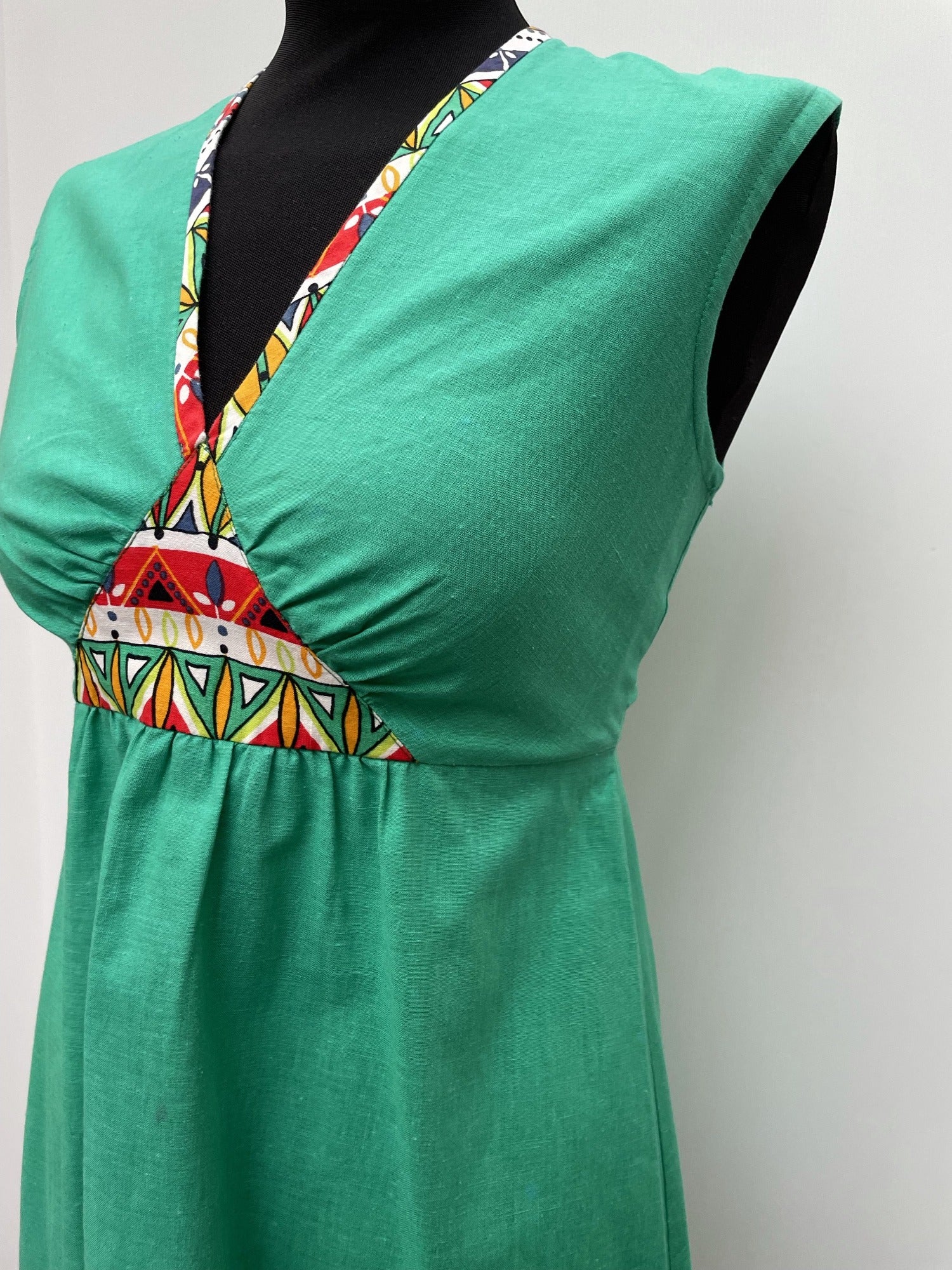 zip back  zip  womens  waist belt  vintage  Urban Village Vintage  urban village  midi dress  midi  high neck  Green  dress  belted dress  belted  belt  aztec print  aztec  8  70s  1970s