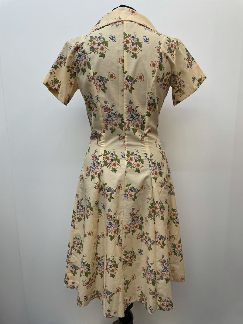 womens  vintage  Urban Village Vintage  urban village  summer dress  summer  shirt dress  retro  midi dress  floral shirt  floral print  floral dress  floral  dresses  dress  cream  collared dress  collar dress  collar  button front  button  70s  1970s  10
