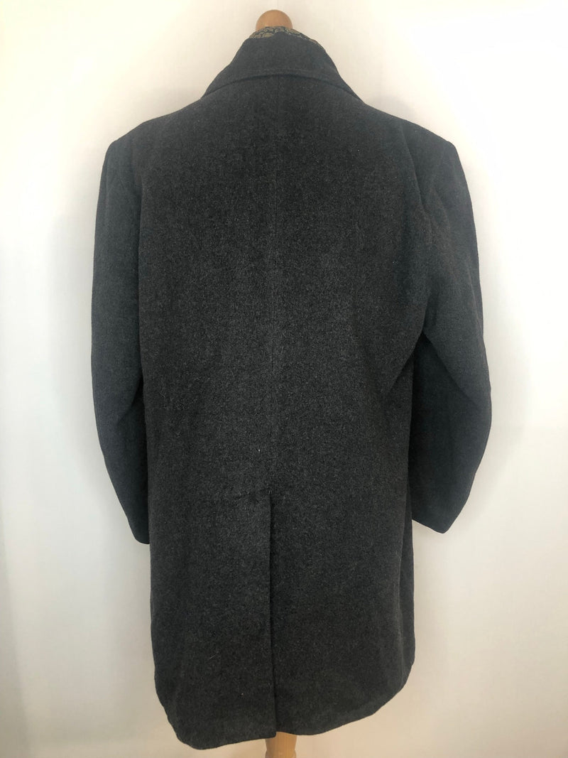 Winter Coat  winter  vintage  Urban Village Vintage  urban village  smart  pockets  mens  Meakers of Picadilly  long sleeve  L  Grey  formal  collared  collar  big collar  60s  1960s