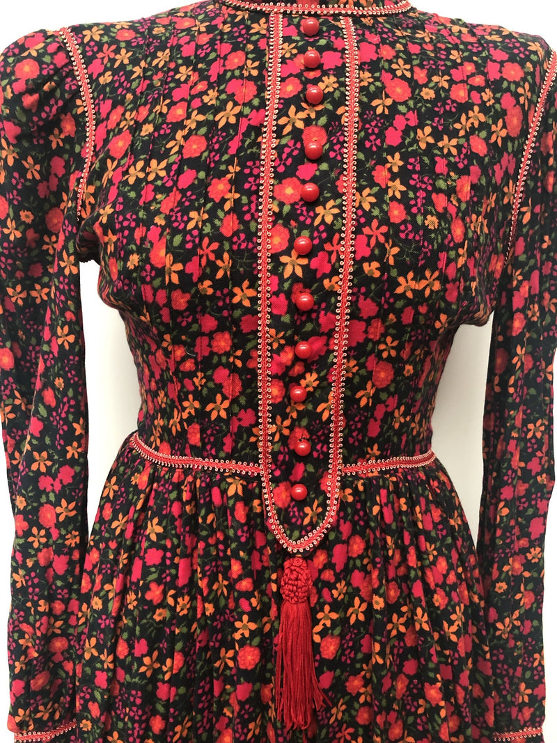 zip  womens  vintage  Urban Village Vintage  urban village  multi  maxi dress  high neck  floral print  dress  black  back zip  70s  70  1970s  10