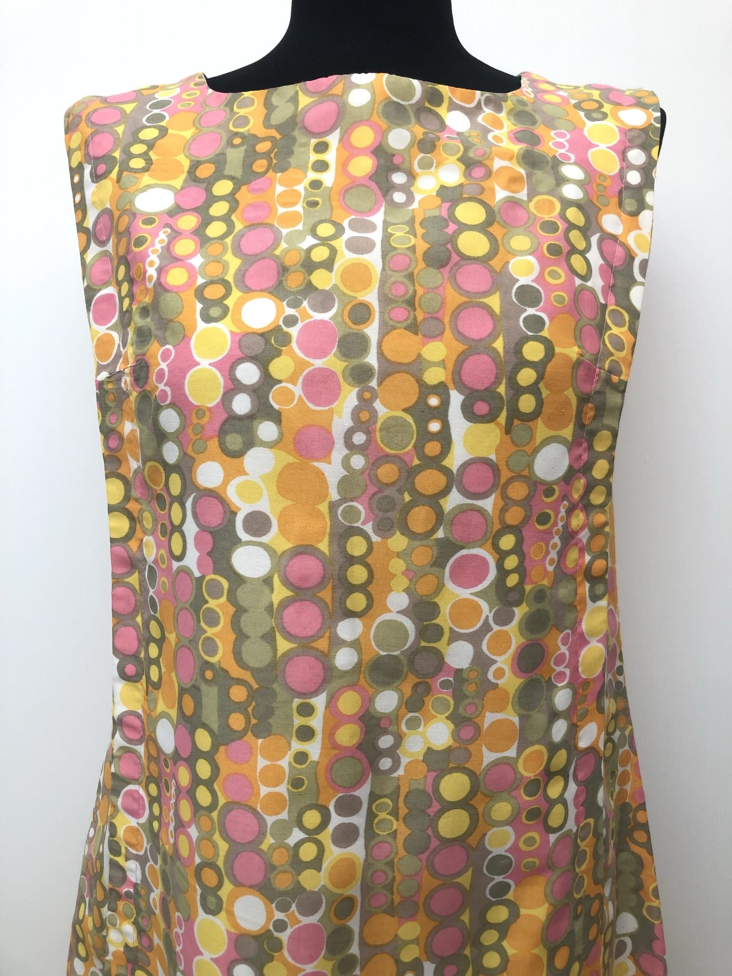 womens  vintage  Urban Village Vintage  sleeveless  pink  multi  MOD  floral print  dress  Circle print  Bernard Freres  60s  1960s  10