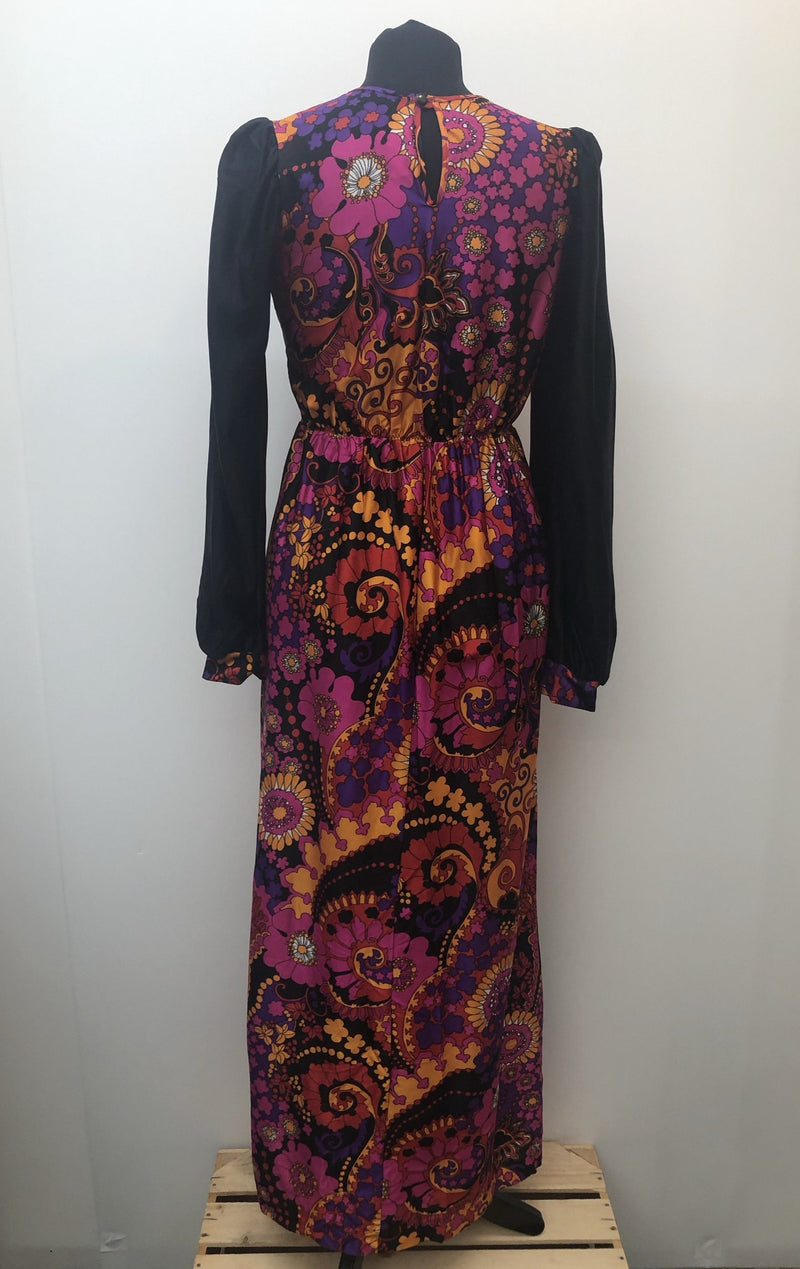 womens  vintage  Urban Village Vintage  patterned  multi  maxi dress  long sleeves  long dress  floral print  floral dress  floral  dress  by Caprice  balloon sleeves  70s  1970s  10