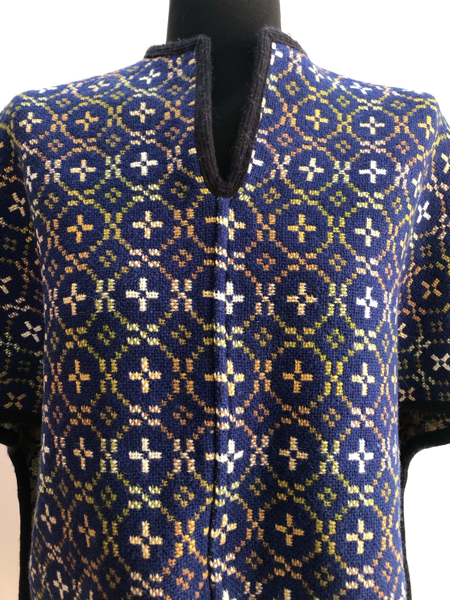 womens  waist belt  vintage  Urban Village Vintage  tapestry  S  MOD  cape  blue  60s  1960s