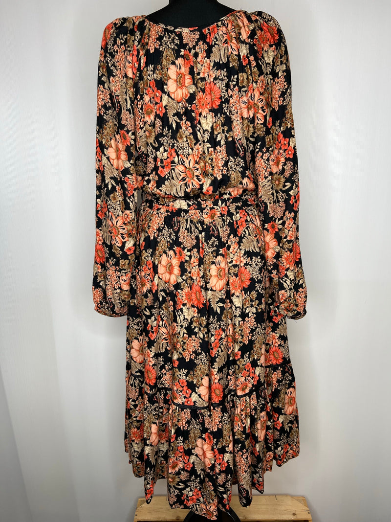 womens  vintage  Urban Village Vintage  print dress  print  pink  long sleeve  floral print  dress  brown  boho  black  balloon sleeves  balloon sleeve  70s  1970s  12