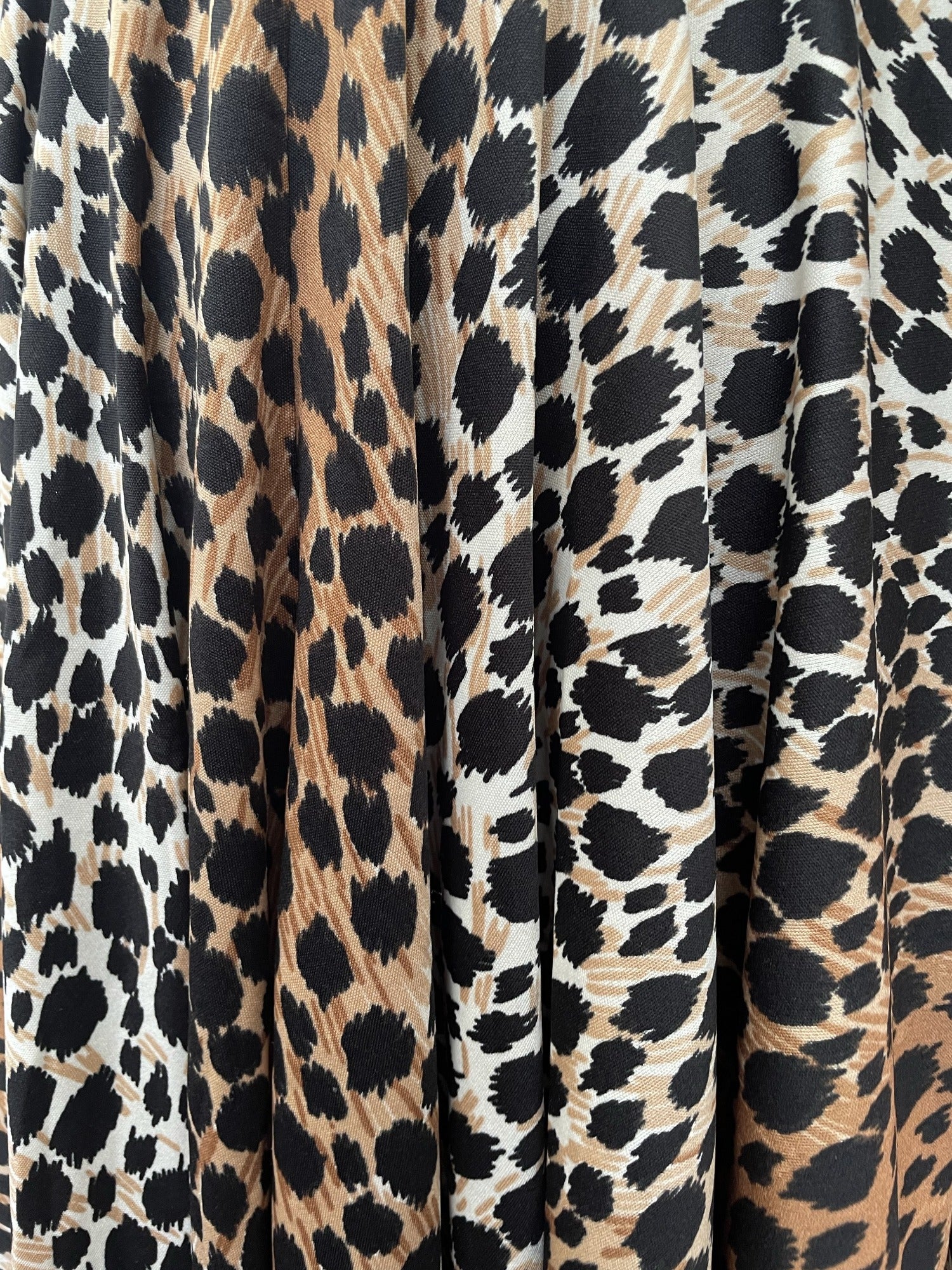 womens  vintage  v neck  Urban Village Vintage  stretch fabric  retro  patterned dress  midi dress  midi  long sleeve  long dress  elasticated  dresses  dress  cheetah print  70s  1970s  12
