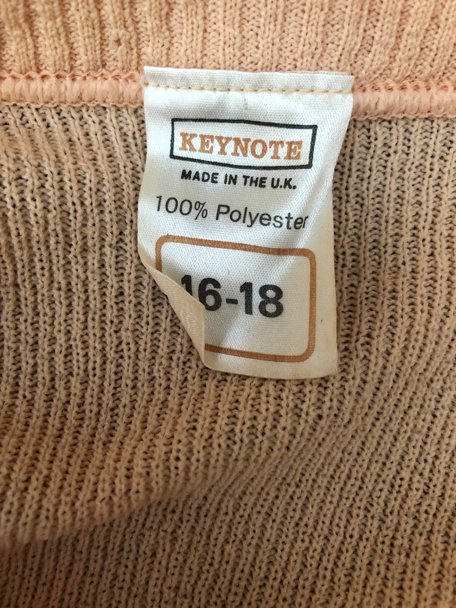 womens  vintage  Urban Village Vintage  urban village  round neck  pink  patterened  Long sleeved top  long sleeve  light knit  knitwear  knitted  knit  jumper  crew neck  60s  1960s  10