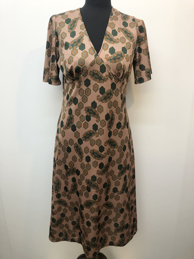 womens  vintage  retro  Paisley Print  paisley  midi dress  midi  hexagon print  green print  dress  brown  70s  1970s  10 urban village vintage