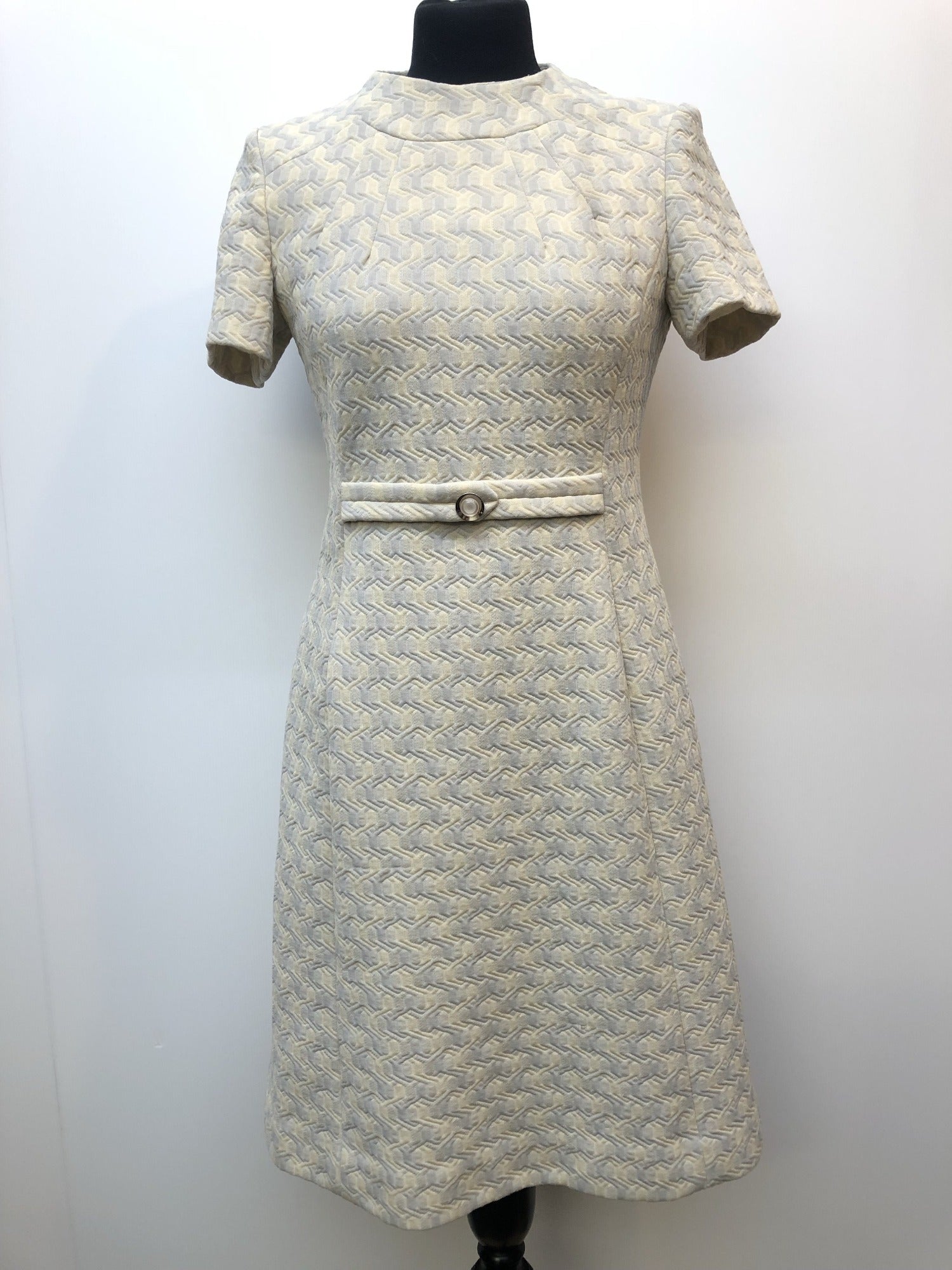 womens  vintage  Urban Village Vintage  two piece  suit  set  patterned dress  patterned  mod  matching set  Jacket  Grey  dress  cream  blazer jacket  Blazer  60s  1960s  10