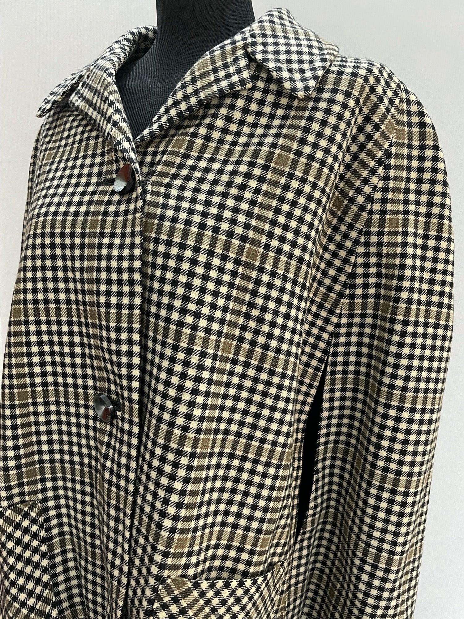 womens  vintage  Urban Village Vintage  urban village  square pattern  pockets  pocket  patterned  pattern  MOD  large check  front pockets  Cotton  collared  collar  checkered  checked  check pattern  check  cape jacket  Cape Coat  cape  button up  button front  button  brown  60s  1960s  14/16  14
