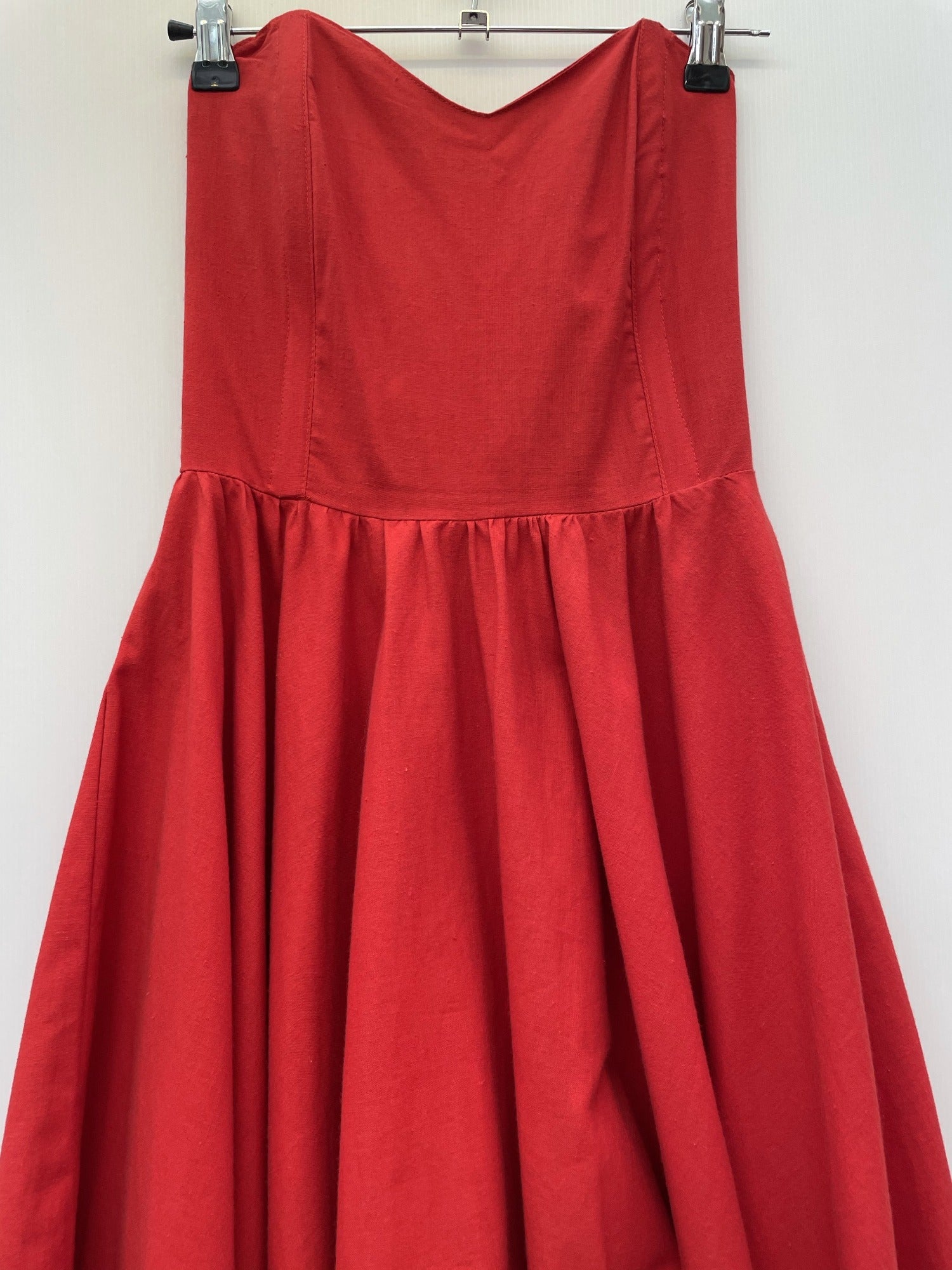 womens  vintage  Urban Village Vintage  urban village  summer dress  summer  straps  retro  Red  full lenth  full length  full circle  evening dress  elasticated  dress  Cotton  chelsea girl  70s  70  4/6  4  1970s