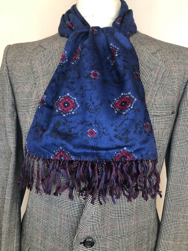vintage  Urban Village Vintage  urban village  tootal scarf  tootal  scooter  scarf  retro  red  MOD  mens  made in england  goemetric  fringing  fringed  fringe  Cavendish Range  blue  1960s