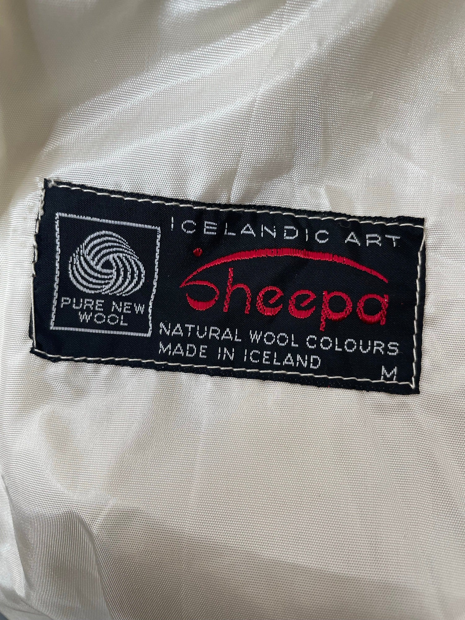 wool  vintage  Urban Village Vintage  tassle  poncho  navajo  medium  m  icelandic  fringed  fringe  cream  capelet  cape  brown  boho  70s  1970s