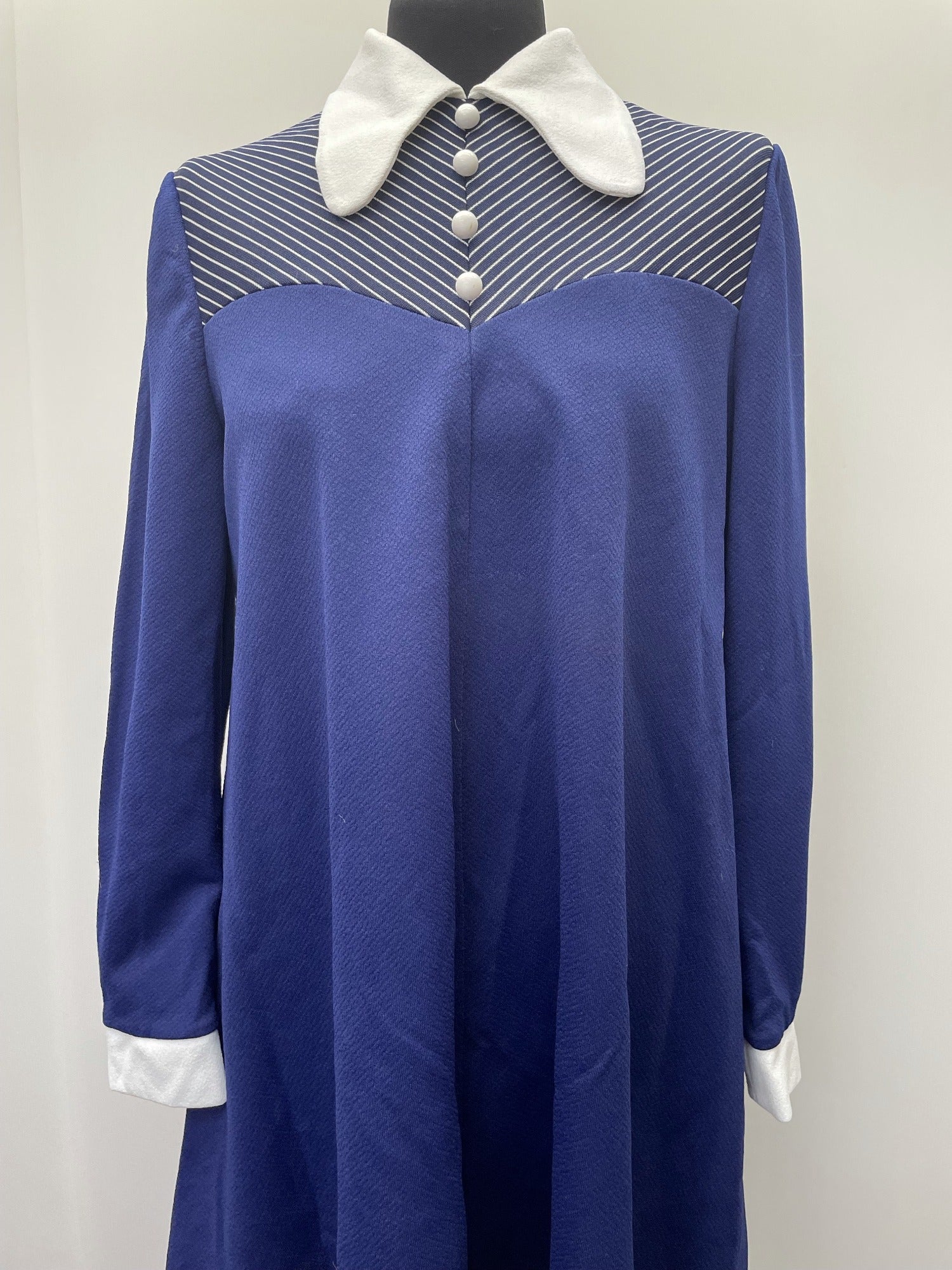 womens  vintage  Urban Village Vintage  urban village  Stripes  MOD  midi dress  midi  long sleeve  linzi  dress  decorative buttons  dark blue  blue  60s  1960s  14