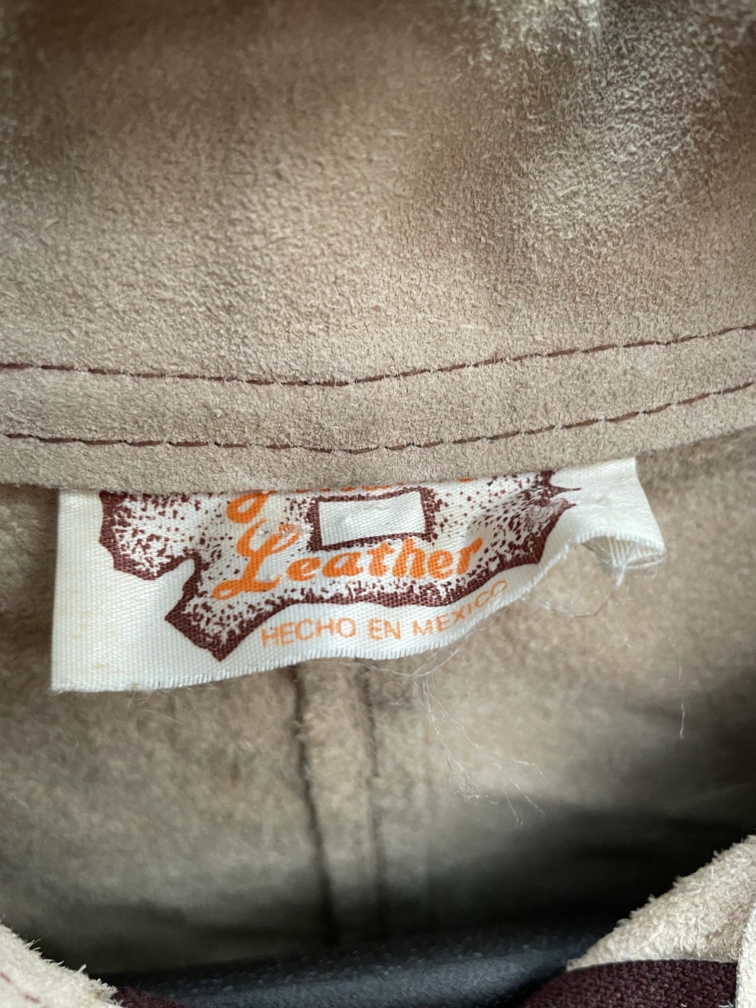 zip front  zip  womens jacket  womens  vintage  Suede Jacket  Suede  poncho  pockets  patterned  pattern  neospun jersey  front pockets  collar  cape  brown  big collar  beige  70s  1970s