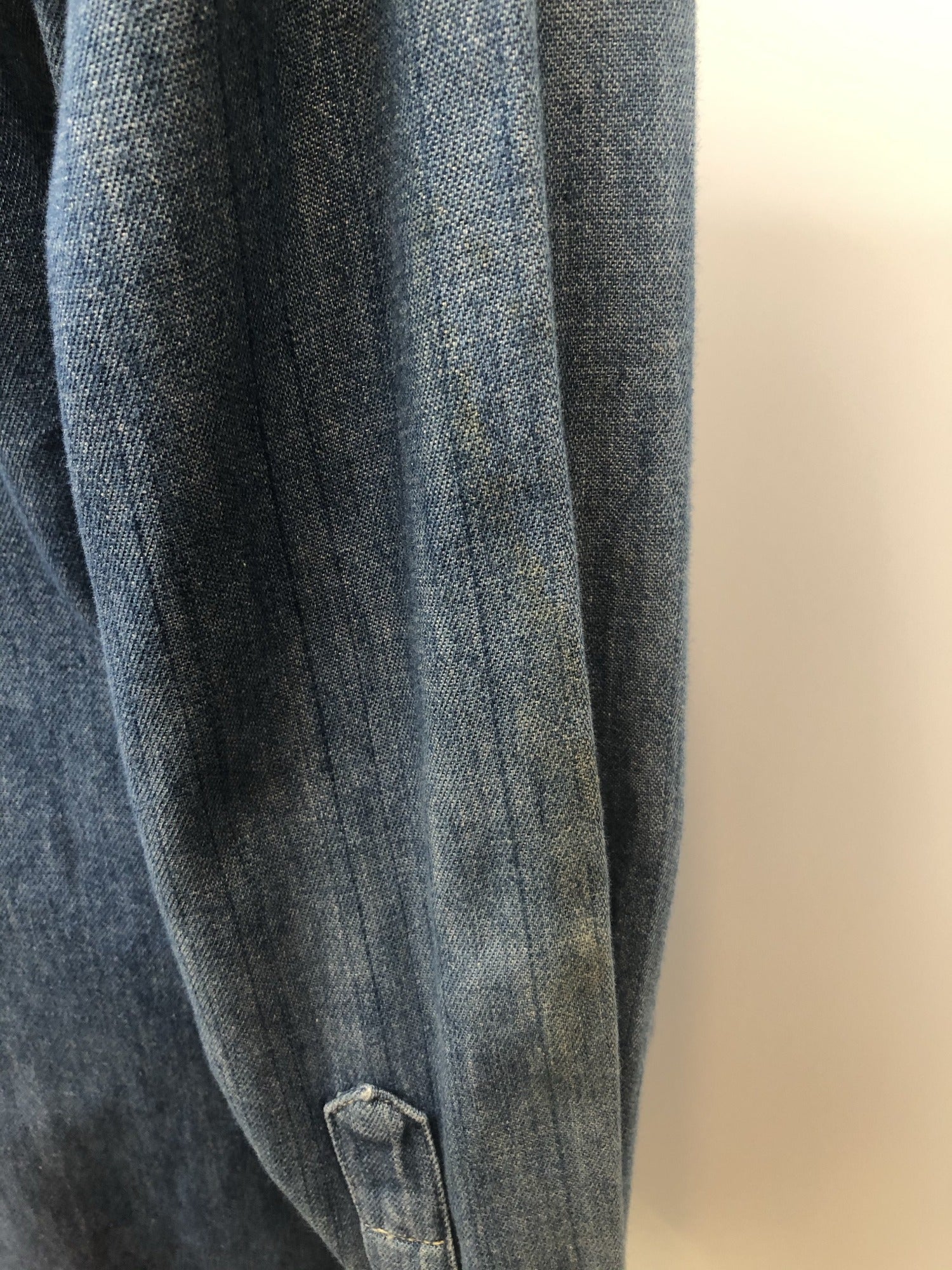 wrangler  womens shirt  womens  vintage  Shirt  jean  jacket  indigo  fitted  denim  blue  70s  1970s  16 urban village vintage