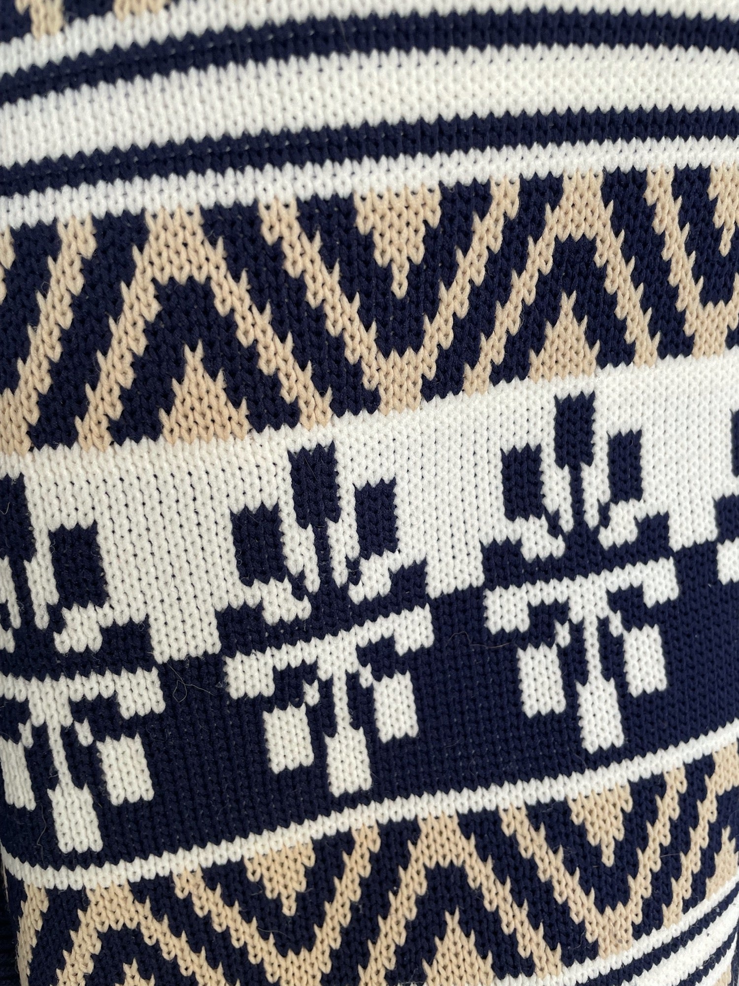 womens  white  waistcoat  vintage  Urban Village Vintage  urban village  sleeveless  patterned  open cardigan  made in england  light knitwear  light knit  knitwear  knitted  knit  elasticated  cardigan  blue  Alison Jane  70s  1970s  10