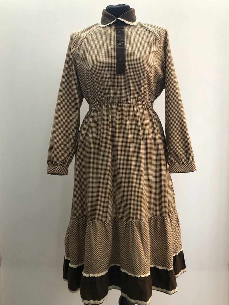 zip back  womens  winter  vintage  Victorian style  Victorian  Urban Village Vintage  sleeves  long sleeve  high neck  dogtooth  brown  70s  1970s  10