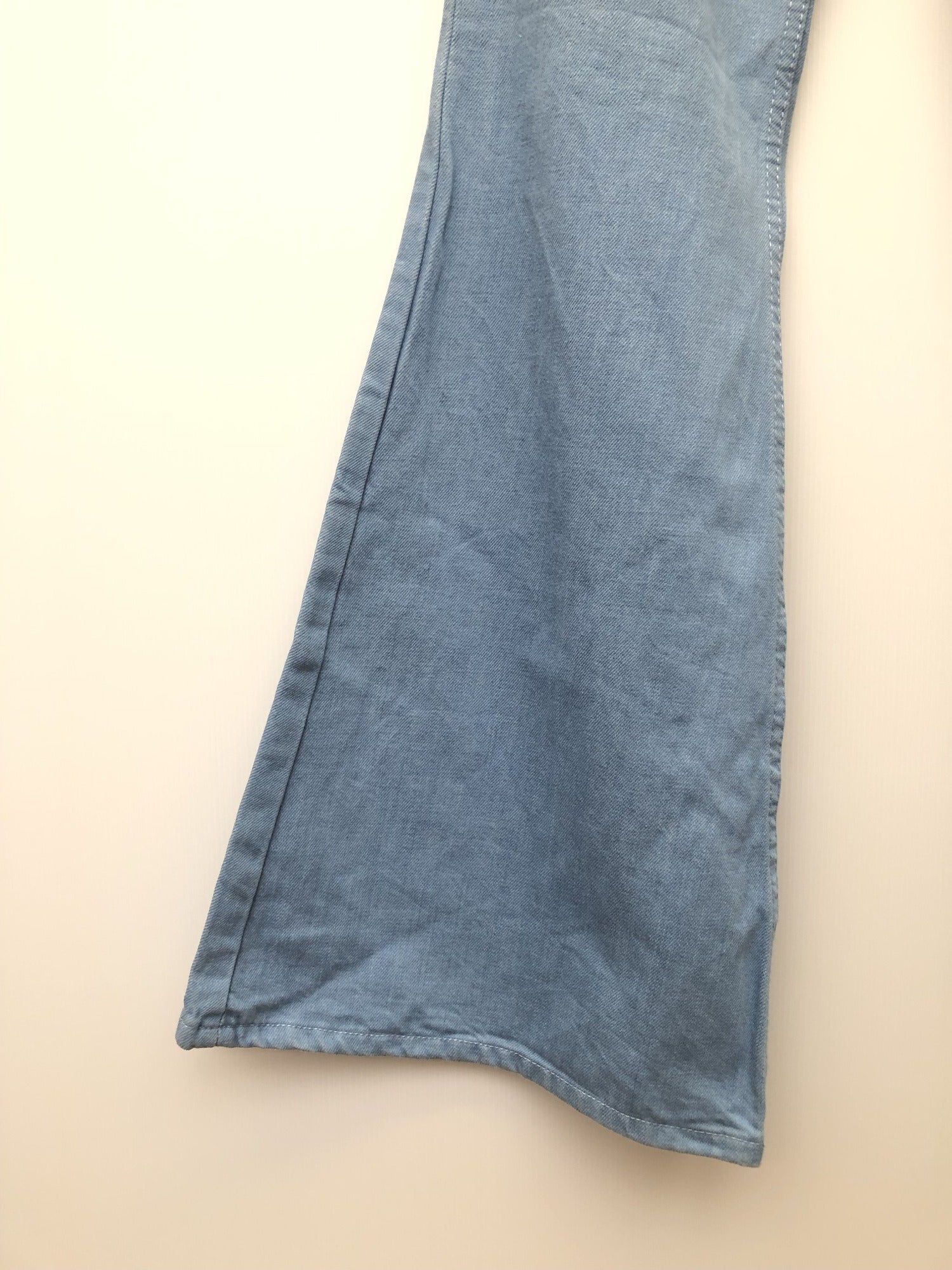 womens  W28  vintage  Urban Village Vintage  urban village  straight cut  retro  pockets  L32  jeans  jean  flares  denim  Cotton  blue  70s  70  1970s  10