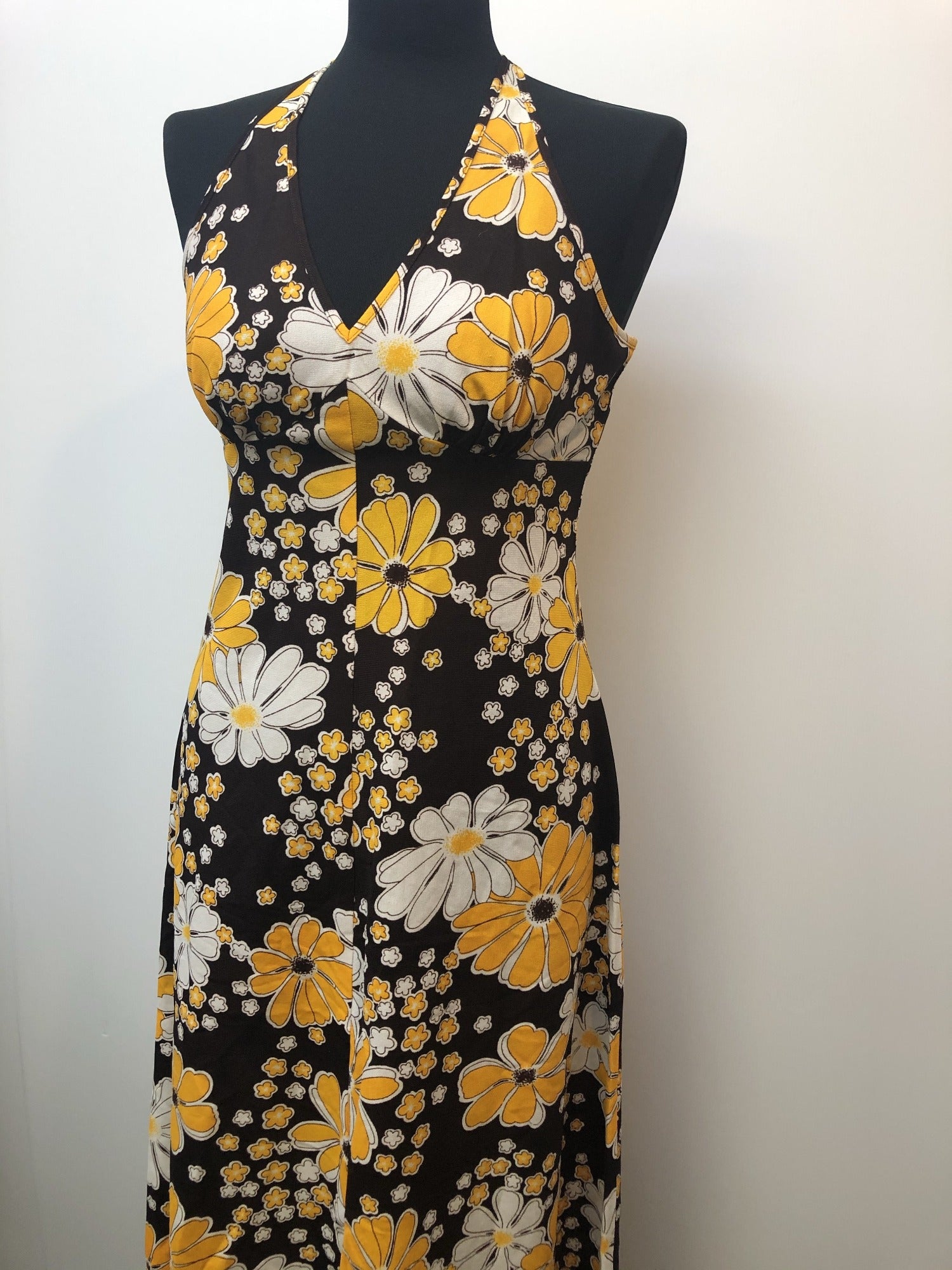 Yellow  womens  vintage  v neck  Urban Village Vintage  summer dress  sleeveless  maxi dress  maxi  long dress  floral print  dress  brown  8  70s  1970s