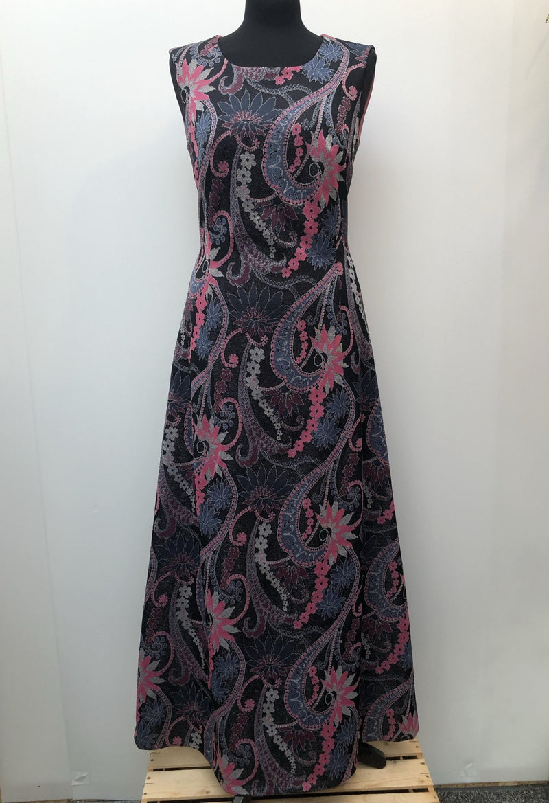 womens  vintage  Urban Village Vintage  sleevless  pockets  maxi dress  maxi  lurex  glitter  floral dress  evening dress  dress  back zip  70s  1970s  10