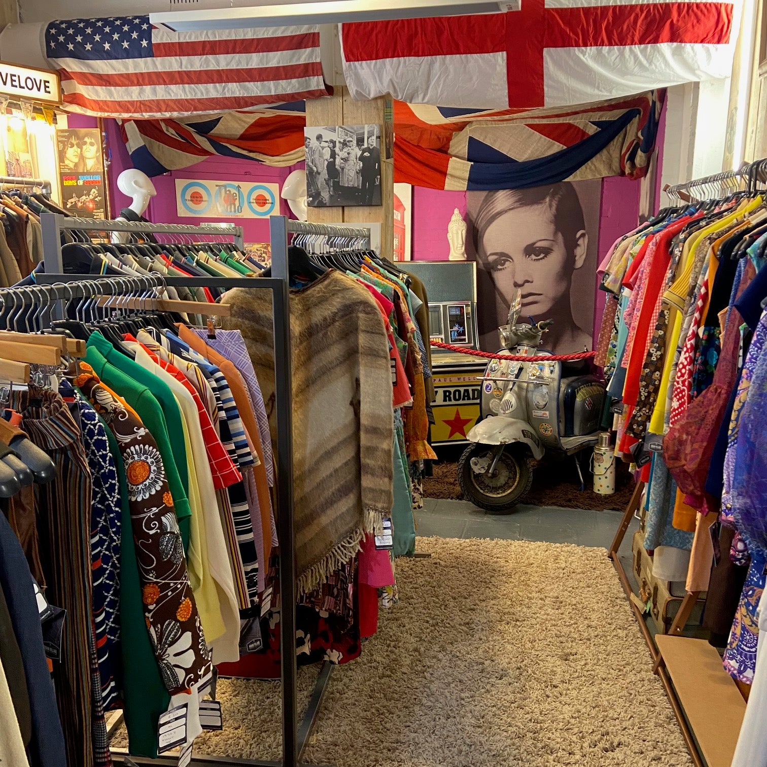 UrbanVillageVintage
