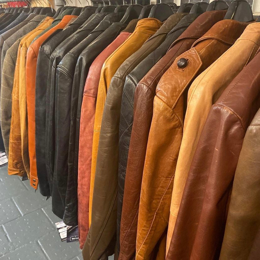 vintage, clothing, fashion, womens, mens, shop, online, store, thrift, uk, henley, henley-in-arden, stratford, stratford-upon-avon, birmingham, furniture, mid century, retro, homeware, collectables, ceramics, glassware, kitsch, curiosities, interior, home