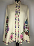 1970s Embroidered Floral Cape in Cream - Size S