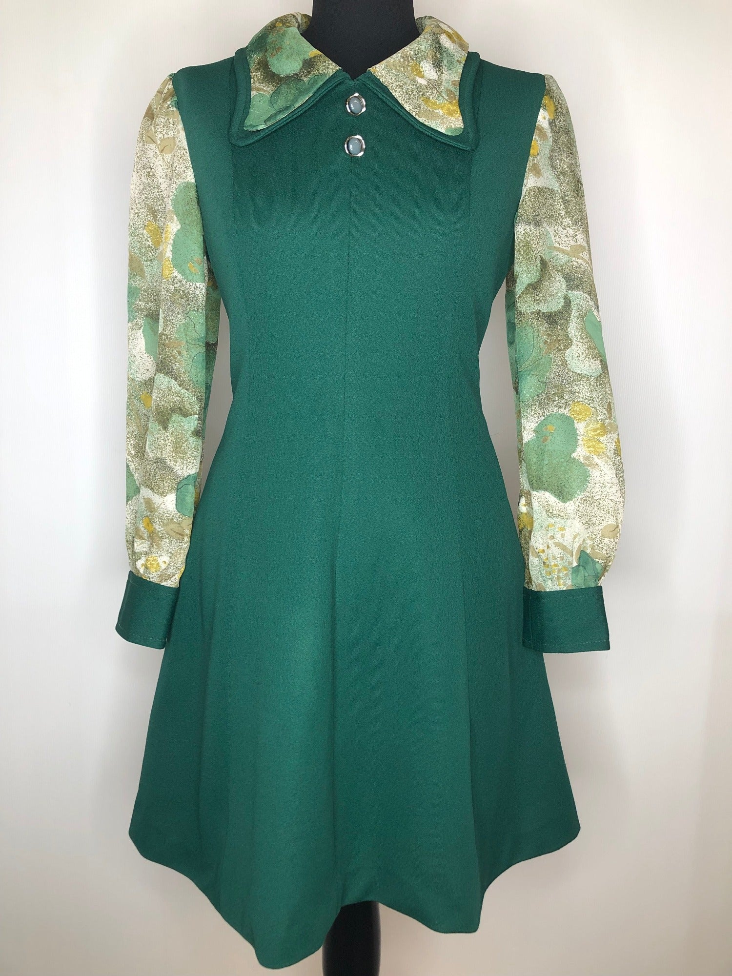 Vintage 1960s 1970s Floral Balloon Sleeve Beagle Collar Mod Dress