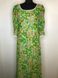 Vintage 1970s Three Quarter Sleeved Floral Print Boho Maxi Dress in Green - Size UK 12