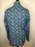white  vintage  Van Heusen  Urban Village Vintage  urban village  striped  square print  retro  patterned  mens  long sleeve  L  dagger collar  collar  button fastening  blue  70s  1970s