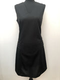 womens  vintage  v neck  Urban Village Vintage  urban village  slip on  pocket detail  mini dress  dress  black  8  70s  1970s