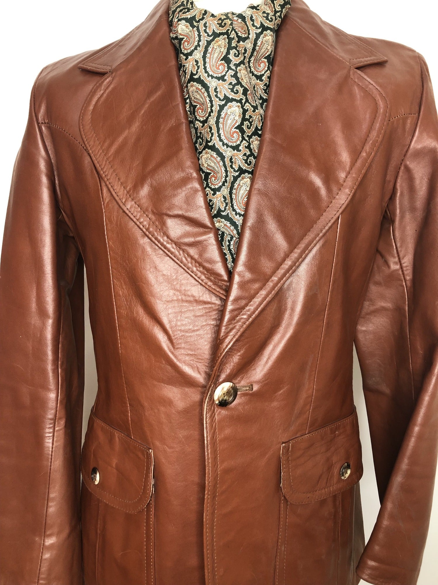 vintage  Urban Village Vintage  urban village  S  round collar  pockets  mens  long sleeve  Leather Jacket  Leather Coat  Leather  button  brown  70s  1970s