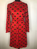 womens  waist belt  vintage  triangle pattern  triangle design  tie belt  red  long sleeves  high neck  70s  1970s  16