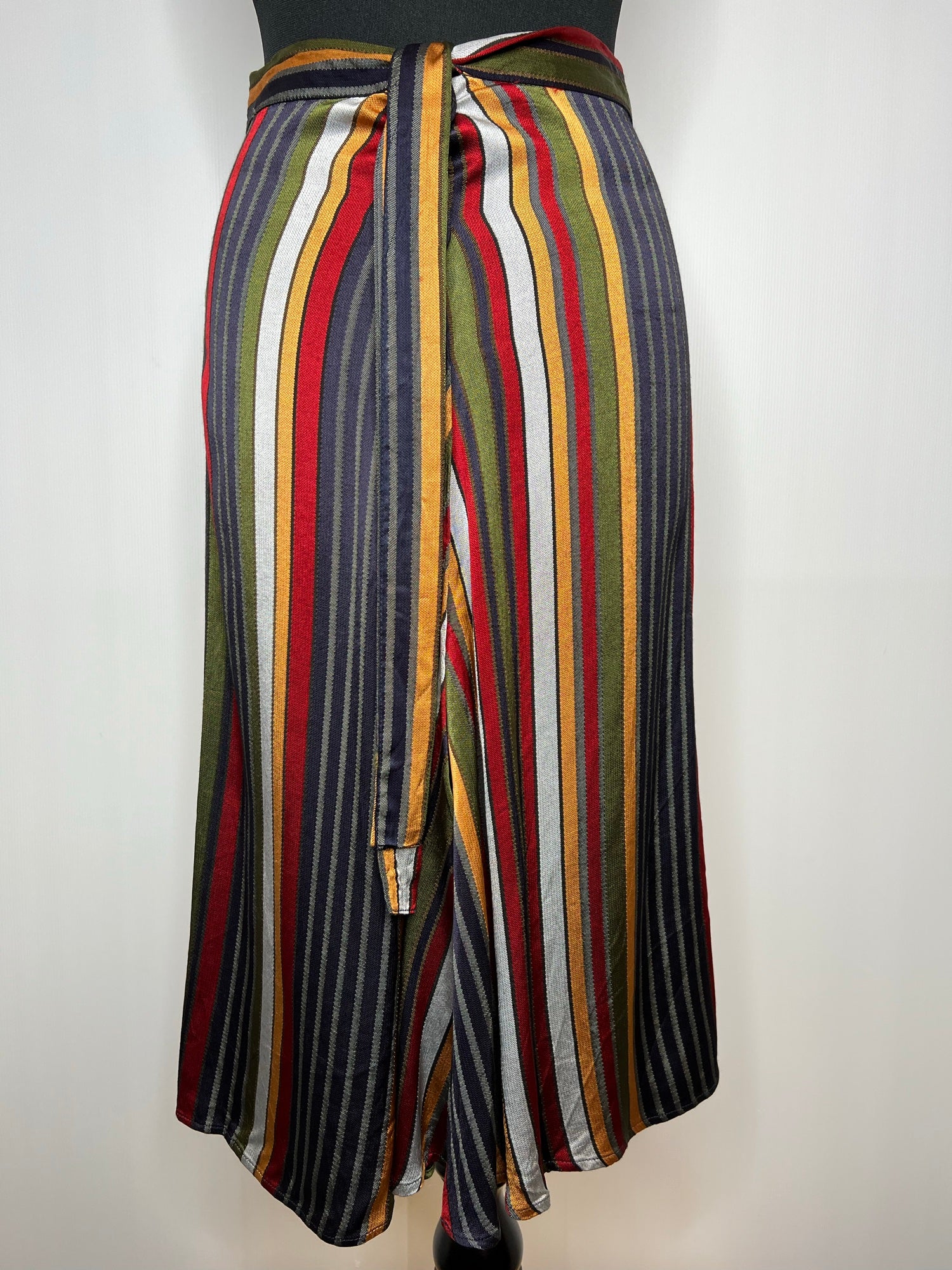Vintage 1970s Chevron Stripe Tie Front Skirt Size UK Womens