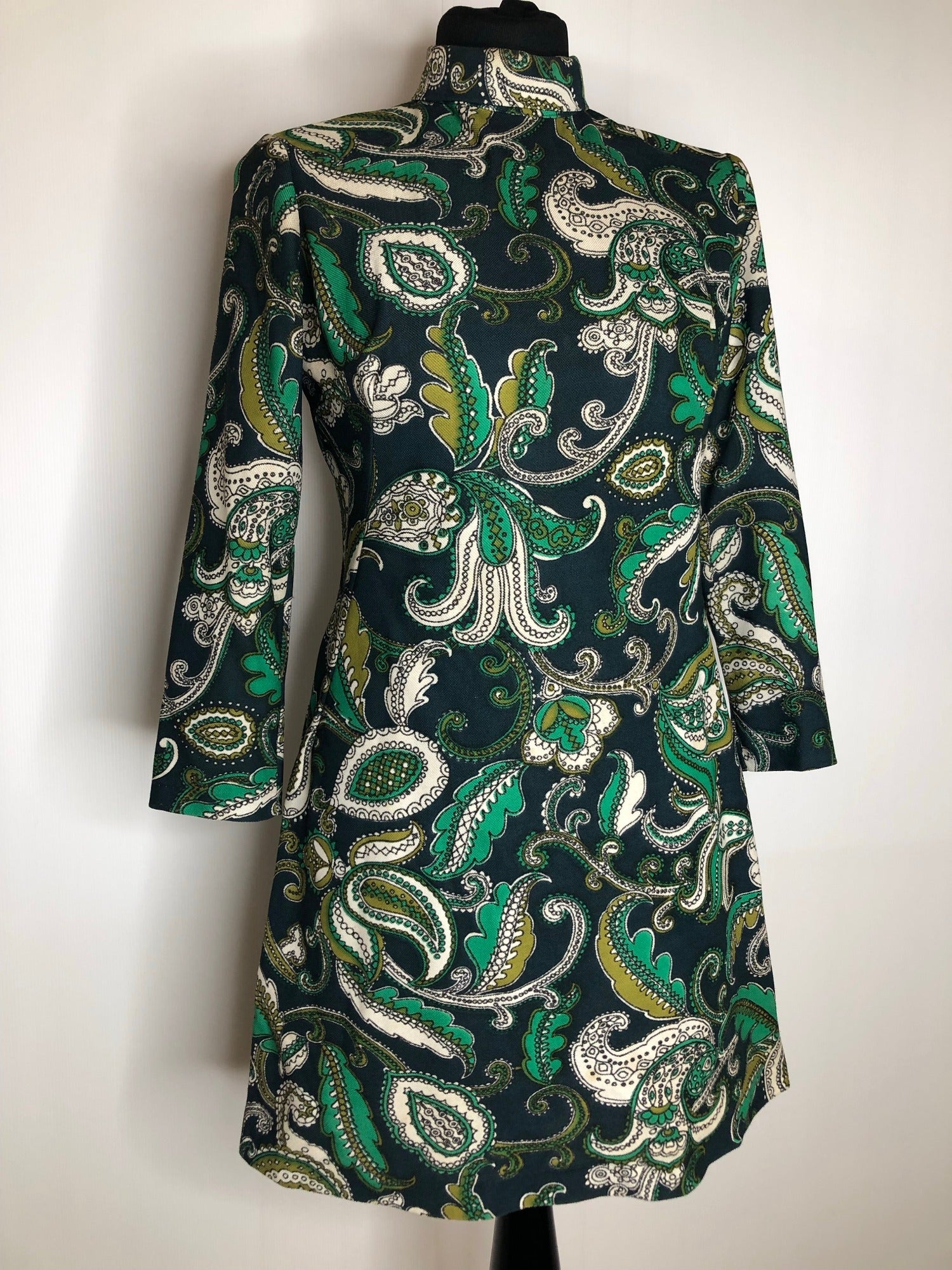1960s Paisley Print Mini Dress - Size UK 10 - Urban Village Vintage UrbanVillageVintage 1960s Paisley Print Mini Dress - Size UK 10 - Urban Village Vintage UrbanVillageVintage