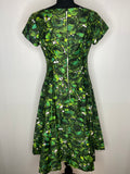 womens  vintage  urban village  swing dress  spring  rockabilly  print  leafy  leaf print  leaf  green  full skirt  floral  fitted waist  dress  day dress  cotton dress  clothing  50s  1950s  10