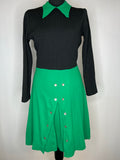 Vintage 1960s Dagger Collar Long Sleeved Mod Knee Length Dress in Green and Black - UK 12