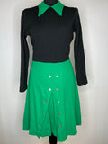 Vintage 1960s Dagger Collar Long Sleeved Mod Knee Length Dress in Green and Black - UK 12