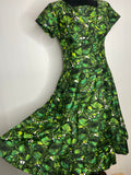 womens  vintage  urban village  swing dress  spring  rockabilly  print  leafy  leaf print  leaf  green  full skirt  floral  fitted waist  dress  day dress  cotton dress  clothing  50s  1950s  10