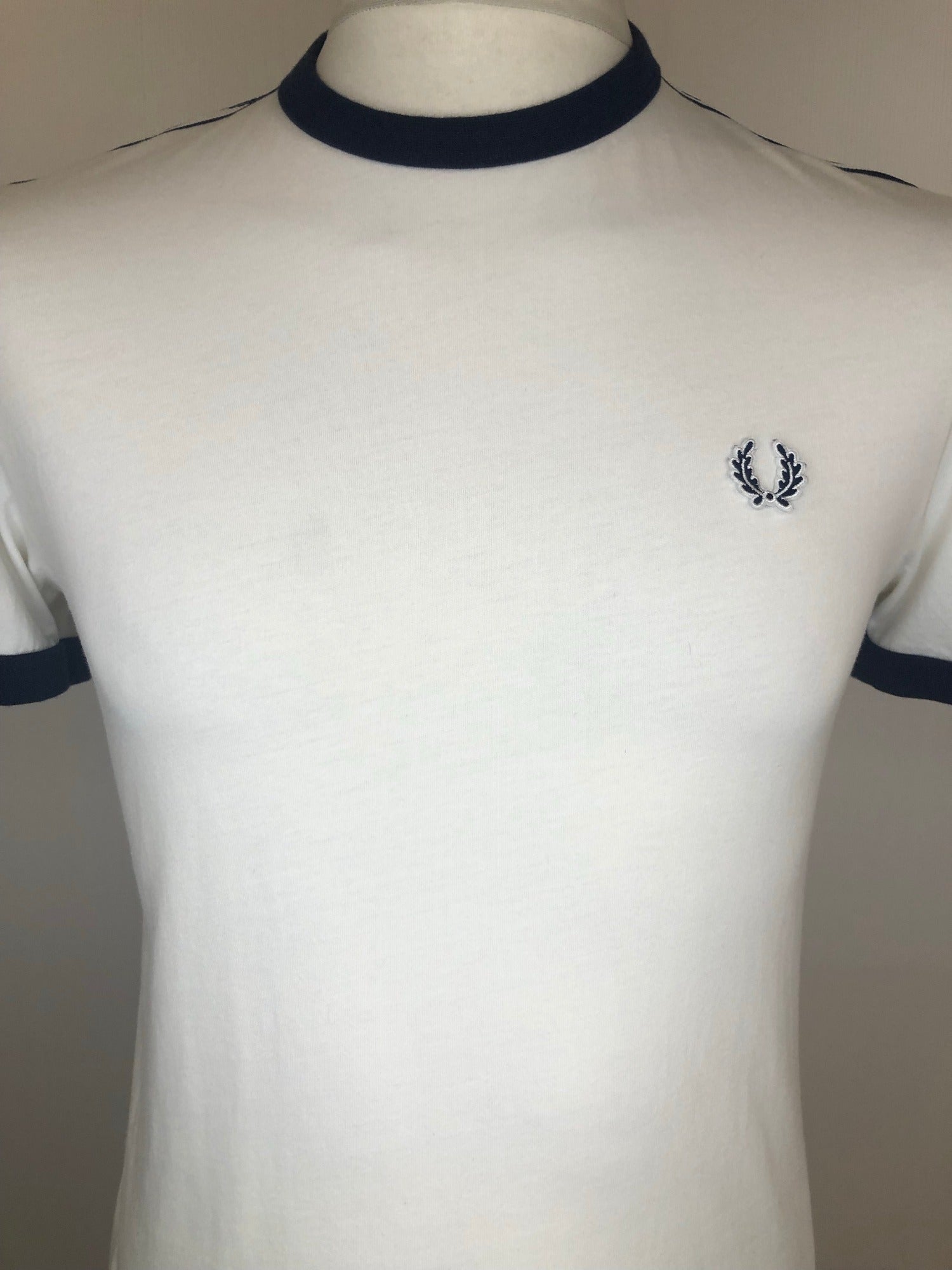 white  Top  T-Shirt  Stripes  sportswear  S  MOD  mens  Logo design  Fred Perry