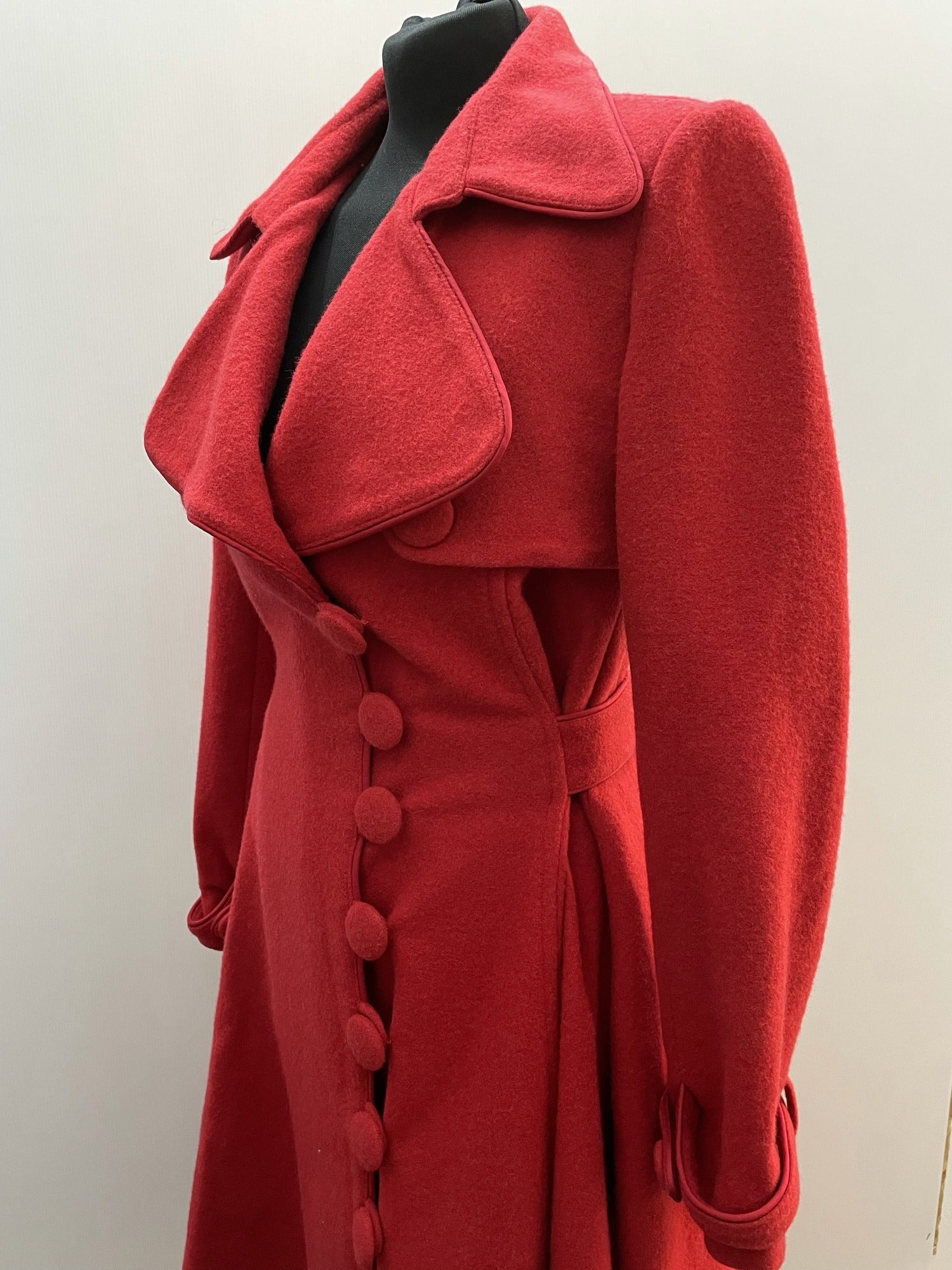 coat  wool coat  wool  vintage coat  vintage  retro  red  princess coat  princess  fitted coat  fit and flare  festive  christmas  8  70s  1970s