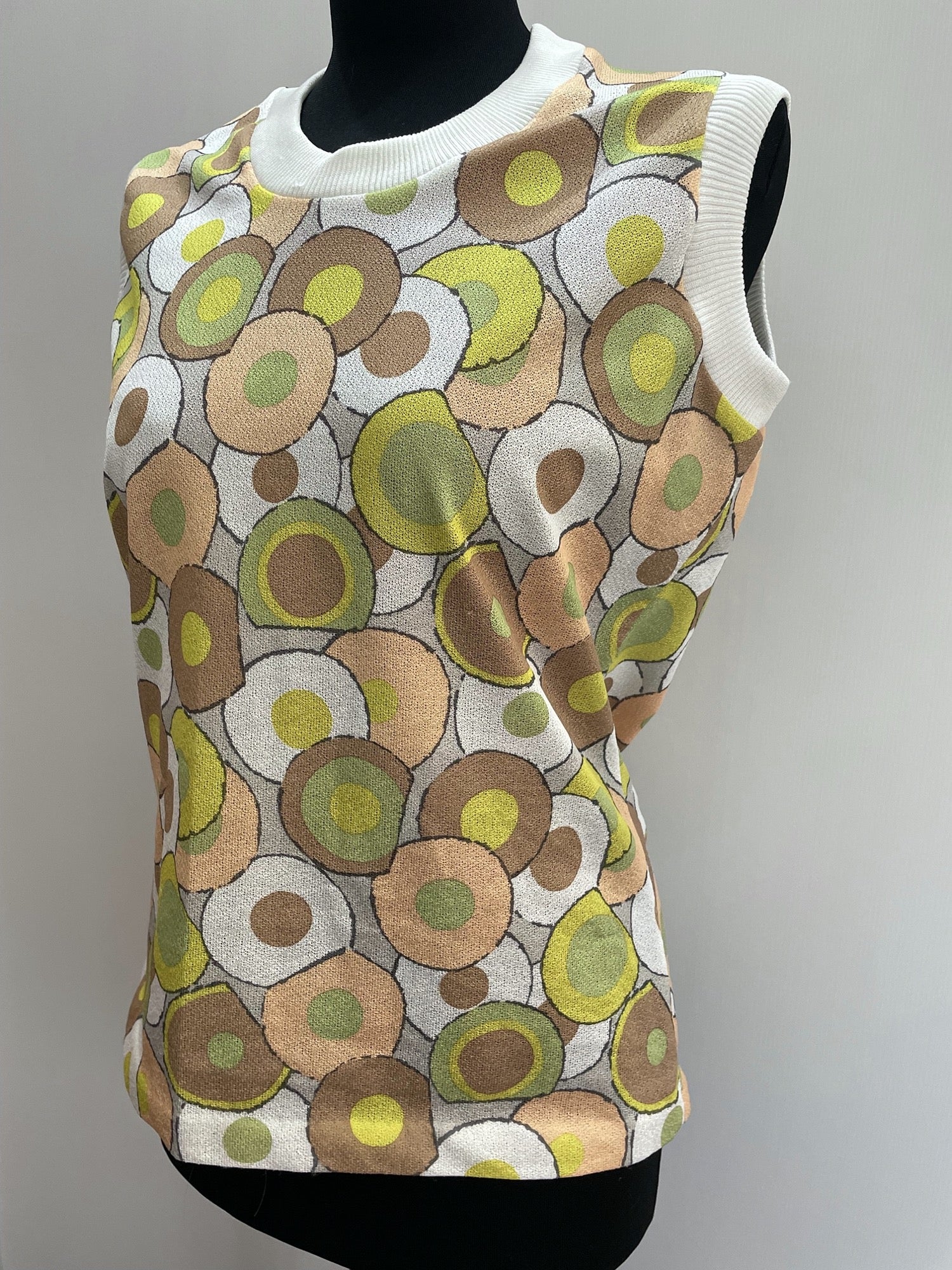 womens top  womens  vintage  vest top  Urban Village Vintage  urban village  tops  top  Tank Top  summer top  sleeveless  marathon  made in england  high neck  Green  full circle  elasticated  crew neck  circle print  circle  60s style  60s  60  1960s  1960  14