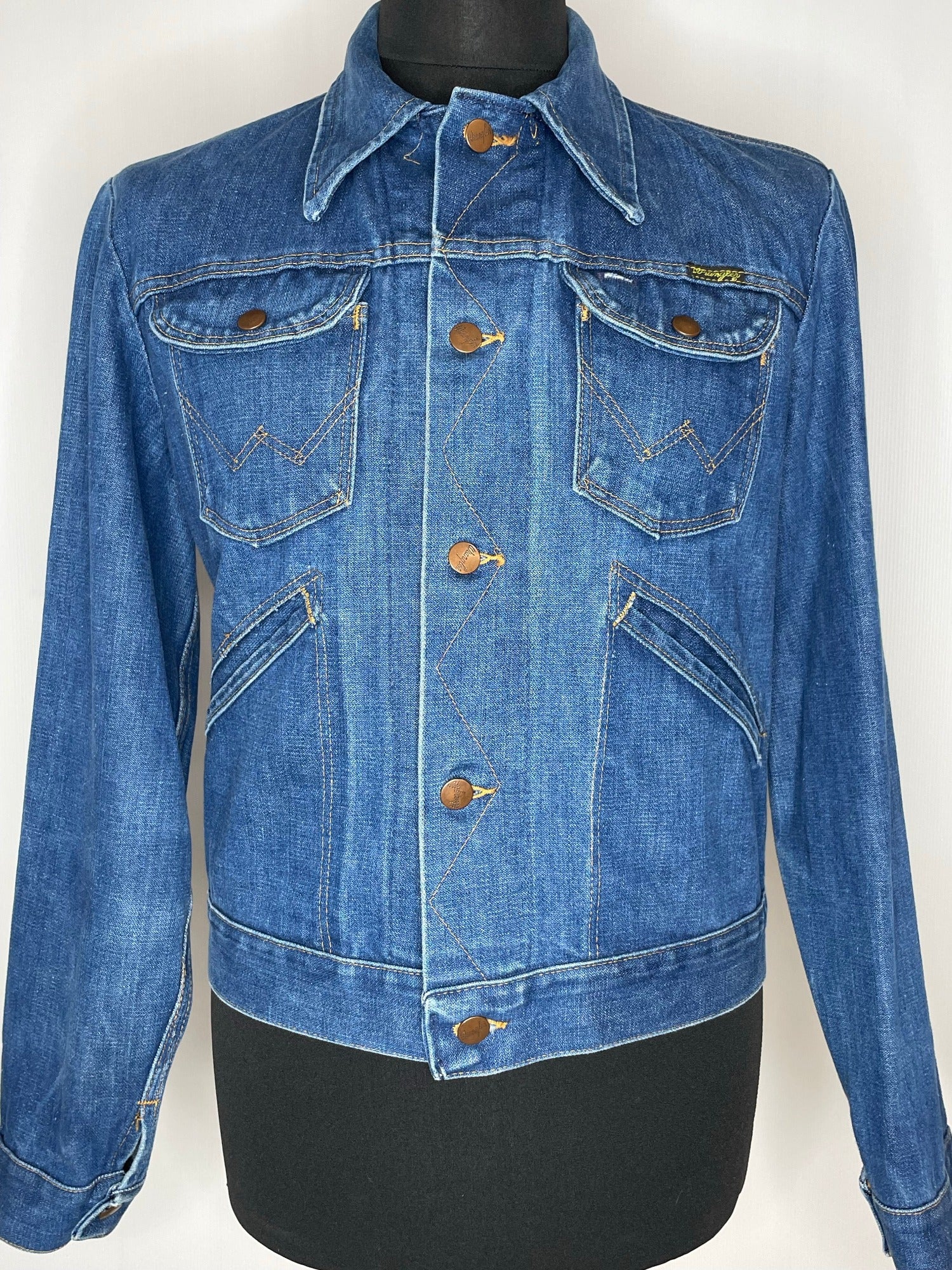 Vintage 1970s Wrangler Blue Denim Pointed Dagger Collar Jacket