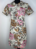 Vintage 1960s Floral Print Collared Short Sleeve Dress in White and Pink - Size UK 14