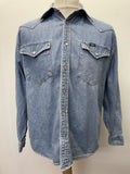 vintage  Urban Village Vintage  urban village  S  retro  press stud fastening  pearl snap  mens  lightweight denim  Light Blue  Lee  denim shirt  Denim Co  denim  collar  chest pockets  blue