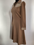 autumn dress  winter dress  womens  vintage  urban village  secretary  retro  pointed collar  open collar  floral  ditsy  day dress  dagger collar  Cotton  collar  brown  big collar  70s  70  1970s  12